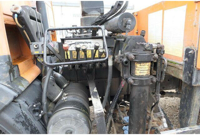 MAN 9.150 4x4, Allrad, Hiab 071 AW, Einzelbereifung - Platforminis/ Bortinis sunkvežimis: foto 4 MAN 9.150 4x4, Allrad, Hiab 071 AW, Einzelbereifung - Platforminis/ Bortinis sunkvežimis: foto 4