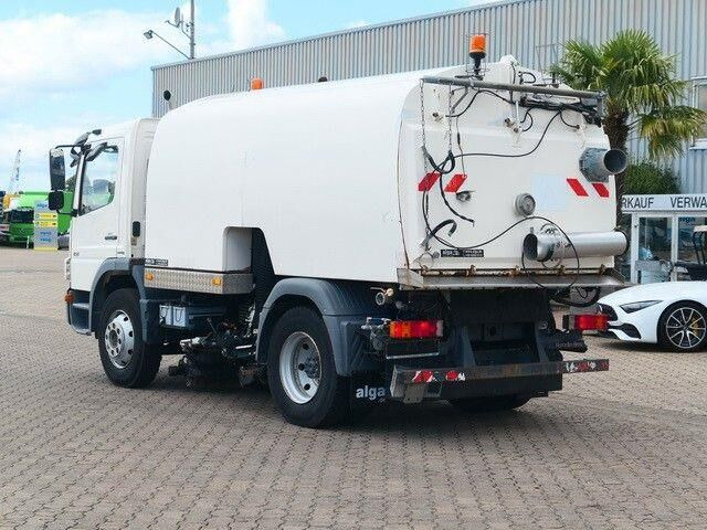 Mercedes-Benz 1518 LKO Atego 4x2, Kobit-Aufbau, 8m³,Wassertank - Gatvių šlavimo mašina: foto 5 Mercedes-Benz 1518 LKO Atego 4x2, Kobit-Aufbau, 8m³,Wassertank - Gatvių šlavimo mašina: foto 5