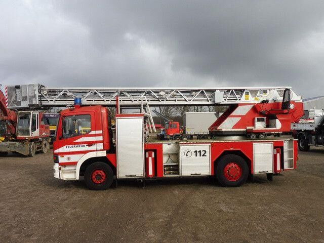 Mercedes-Benz 1528 ATEGO 4x2, Drehleiter DL23-12, Metz, 30m - Gaisrinė mašina: foto 2 Mercedes-Benz 1528 ATEGO 4x2, Drehleiter DL23-12, Metz, 30m - Gaisrinė mašina: foto 2