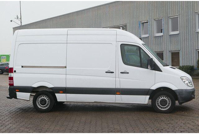 Mercedes-Benz 213 CDI Sprinter 4x2, Klima, 3. Sitz, Holzausbau - Mažas furgonas: foto 2 Mercedes-Benz 213 CDI Sprinter 4x2, Klima, 3. Sitz, Holzausbau - Mažas furgonas: foto 2