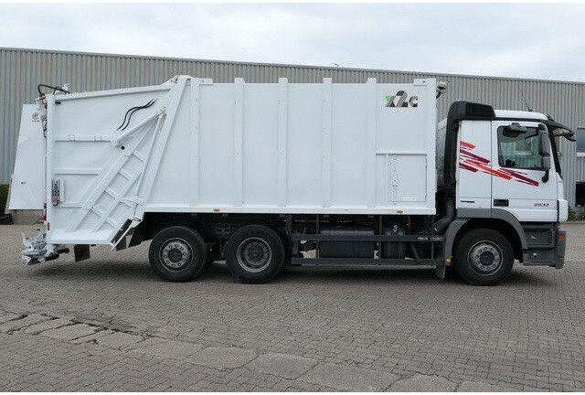 Mercedes-Benz 2532 L Actros 6x2, Medium X2EC23, Zöller 321 - Šiukšliavežis: foto 2 Mercedes-Benz 2532 L Actros 6x2, Medium X2EC23, Zöller 321 - Šiukšliavežis: foto 2