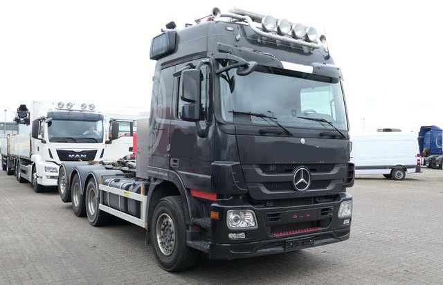 Mercedes-Benz 3560 L Actros 8x4/2, Hiab XR24SL56, Voll-Luft - Hook-lift sunkvežimis: foto 5 Mercedes-Benz 3560 L Actros 8x4/2, Hiab XR24SL56, Voll-Luft - Hook-lift sunkvežimis: foto 5