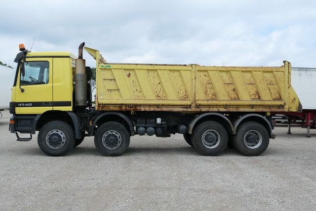 Mercedes-Benz 4140 AK Actros 8x8, Allrad, Meiller, 17m³ - Nuožulnaus pakėlimo ant platformos sunkvežimis: foto 3 Mercedes-Benz 4140 AK Actros 8x8, Allrad, Meiller, 17m³ - Nuožulnaus pakėlimo ant platformos sunkvežimis: foto 3