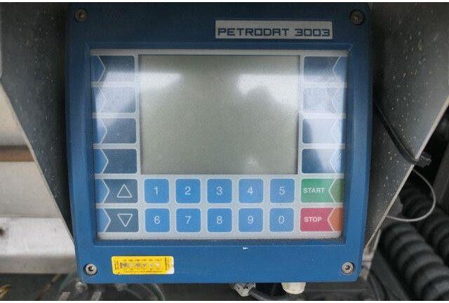 ROHR TAL-A-ZE 44.4, 4 Kammern, Peilstab, Bartec 3003 - Puspriekabė cisterna: foto 4 ROHR TAL-A-ZE 44.4, 4 Kammern, Peilstab, Bartec 3003 - Puspriekabė cisterna: foto 4