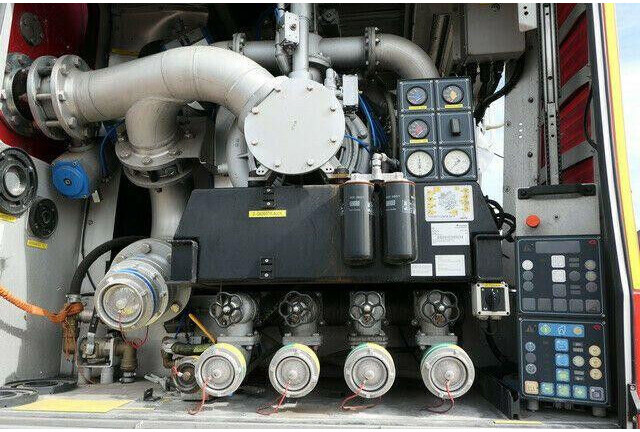 ROSENBAUER ROSENBAUER/Feuerwehr/Wasserwerfer lizingą ROSENBAUER ROSENBAUER/Feuerwehr/Wasserwerfer: foto 7