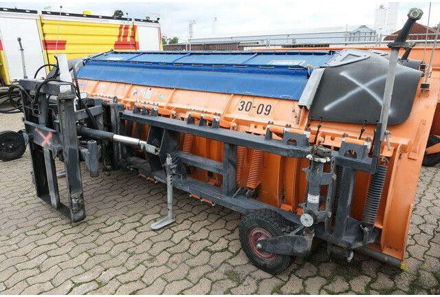 Schmidt MF 9.3, Schneeschild, 5.600mm, Winterdienst - Sniego peilis: foto 2 Schmidt MF 9.3, Schneeschild, 5.600mm, Winterdienst - Sniego peilis: foto 2