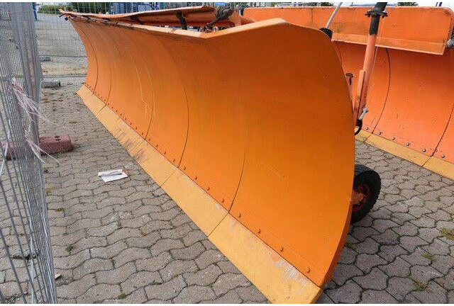 Schmidt MF 9.3, Schneeschild, 5.600mm, Winterdienst - Sniego peilis: foto 3 Schmidt MF 9.3, Schneeschild, 5.600mm, Winterdienst - Sniego peilis: foto 3