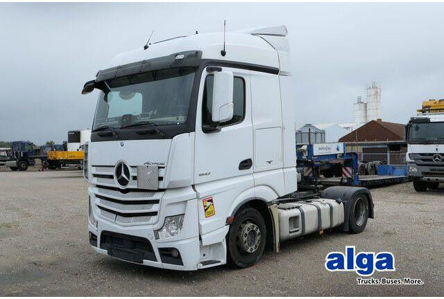 Mercedes-Benz 1843 Actros 4x2, Retarder, 2x Tank, AC, Lowliner - Vilkikas: foto 1 Mercedes-Benz 1843 Actros 4x2, Retarder, 2x Tank, AC, Lowliner - Vilkikas: foto 1