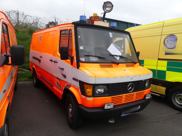 Camionnette fourgon Mercedes TN 310 DB (1990-41.406 km) - Lengvasis automobilis: foto 2 Camionnette fourgon Mercedes TN 310 DB (1990-41.406 km) - Lengvasis automobilis: foto 2