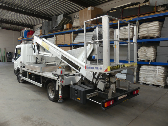 Camionnette nacelle Nissan Cabstar-Multitel MX 250 (2015-58.494 km) (VWASUFF24F5178387) - Autobokštelio: foto 4 Camionnette nacelle Nissan Cabstar-Multitel MX 250 (2015-58.494 km) (VWASUFF24F5178387) - Autobokštelio: foto 4
