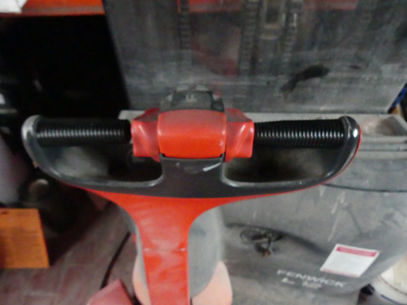 Gerbeur Fenwick L12 - Keltuvas: foto 3 Gerbeur Fenwick L12 - Keltuvas: foto 3