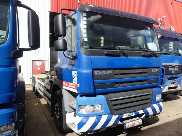 REF:7833 - Camion porte-container DAF FAS CF - Hook-lift sunkvežimis: foto 2 REF:7833 - Camion porte-container DAF FAS CF - Hook-lift sunkvežimis: foto 2