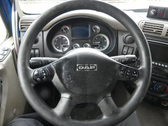 REF:BZ-NG-30 - Camion poubelle DAF FAG CF 75 (2011-465.671 km) - Šiukšliavežis: foto 5 REF:BZ-NG-30 - Camion poubelle DAF FAG CF 75 (2011-465.671 km) - Šiukšliavežis: foto 5