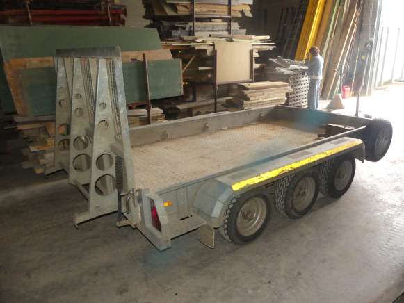 Remorque porte engin triple essieu Nugent Trailers PT126TRI - Priekaba spec technikai: foto 3 Remorque porte engin triple essieu Nugent Trailers PT126TRI - Priekaba spec technikai: foto 3