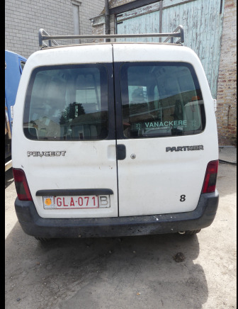 Utilitaire Peugeot Partner (1999-186.581 km) - Lengvasis automobilis: foto 4 Utilitaire Peugeot Partner (1999-186.581 km) - Lengvasis automobilis: foto 4