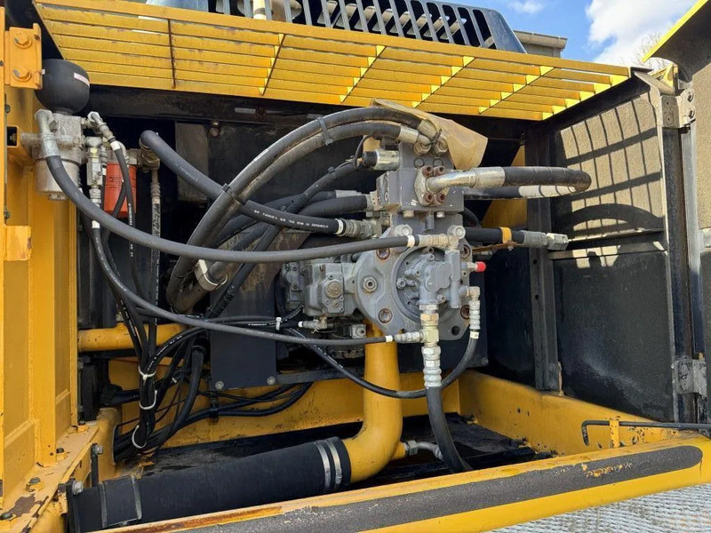 Vikšrinis ekskavatorius Kato HD 1430 III-LC MITSUBISHI ENGINE 9680 HR FIRST OWNER !!: foto 11