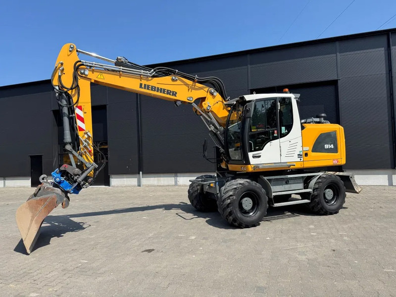 Liebherr A914 2019 7300 uur !! NL MACHINE !! - Ratinis ekskavatorius: foto 2 Liebherr A914 2019 7300 uur !! NL MACHINE !! - Ratinis ekskavatorius: foto 2