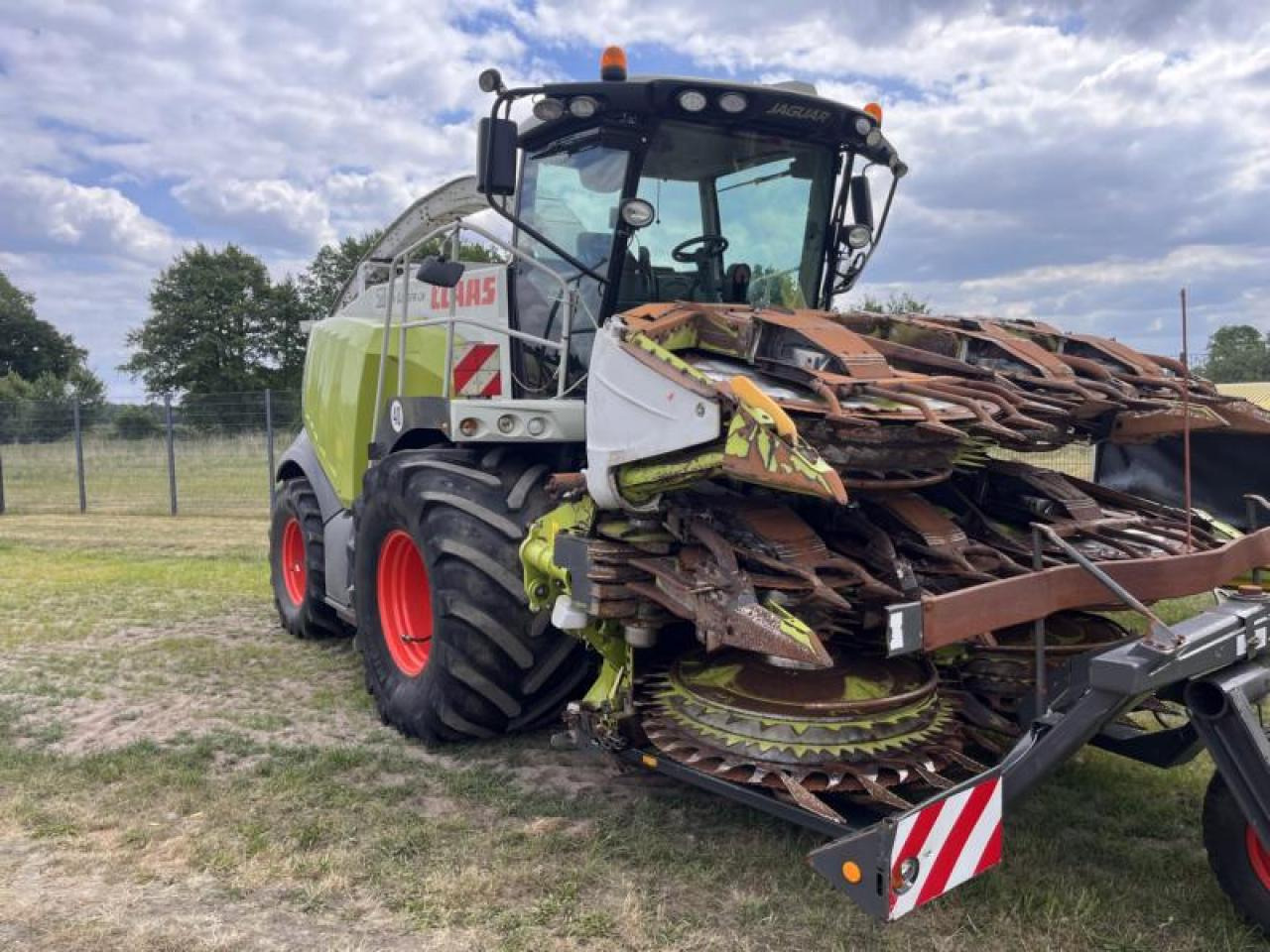CLAAS Jaguar 980 - Pašarų kombainas: foto 2 CLAAS Jaguar 980 - Pašarų kombainas: foto 2