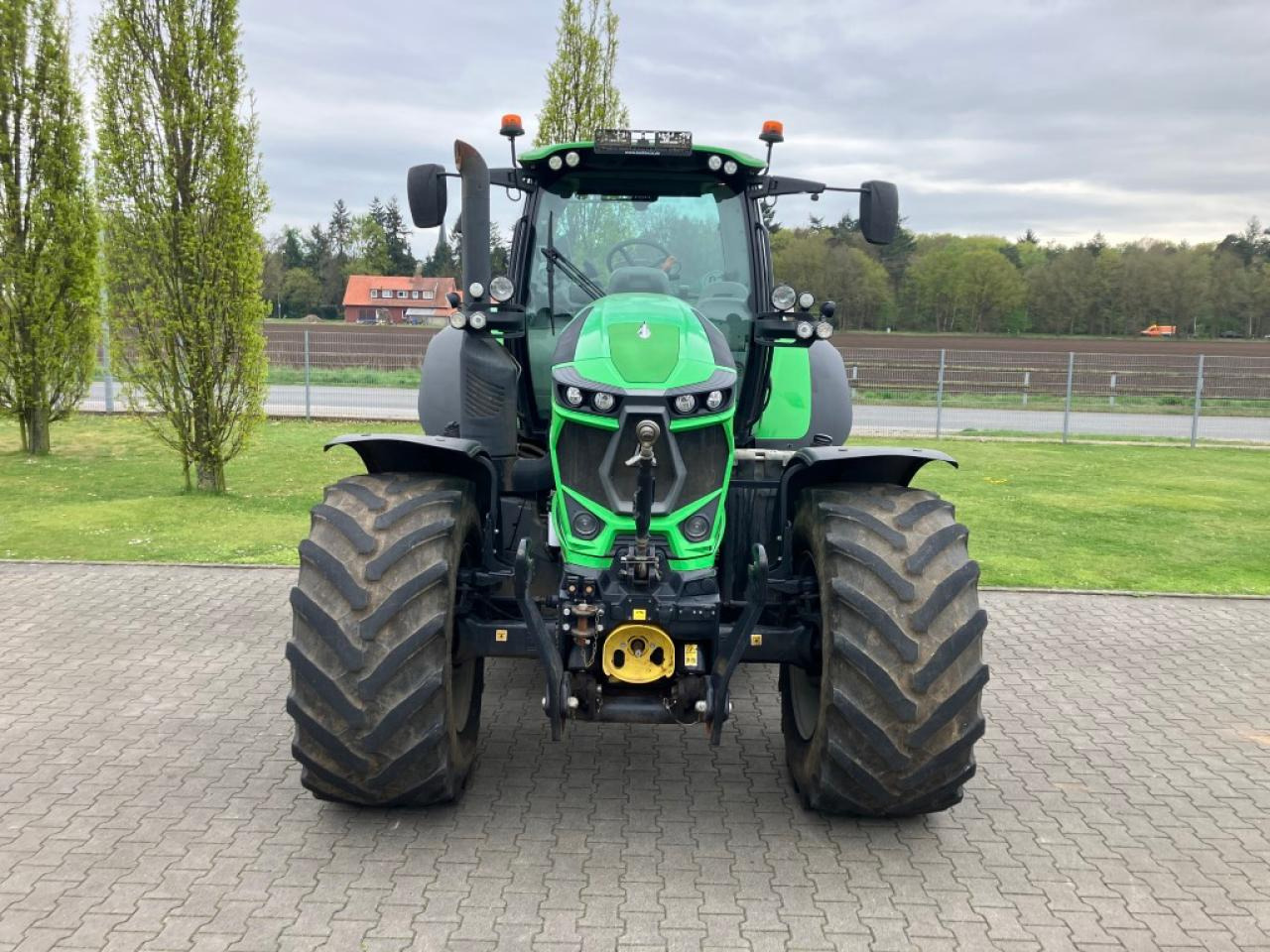 Deutz-Fahr 6215 TTV - Traktorius: foto 5 Deutz-Fahr 6215 TTV - Traktorius: foto 5