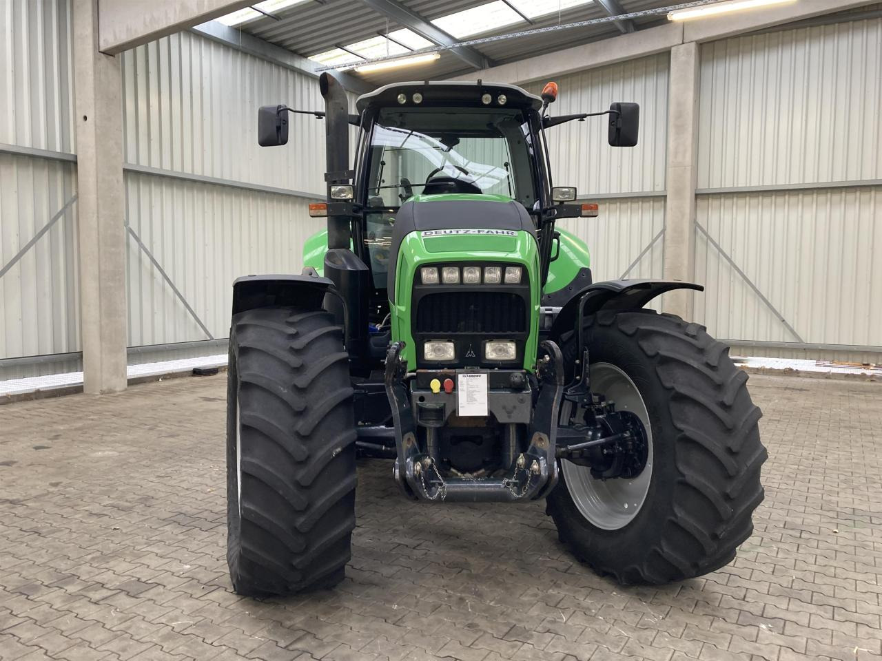 Deutz-Fahr 7210 TTV - Traktorius: foto 2 Deutz-Fahr 7210 TTV - Traktorius: foto 2