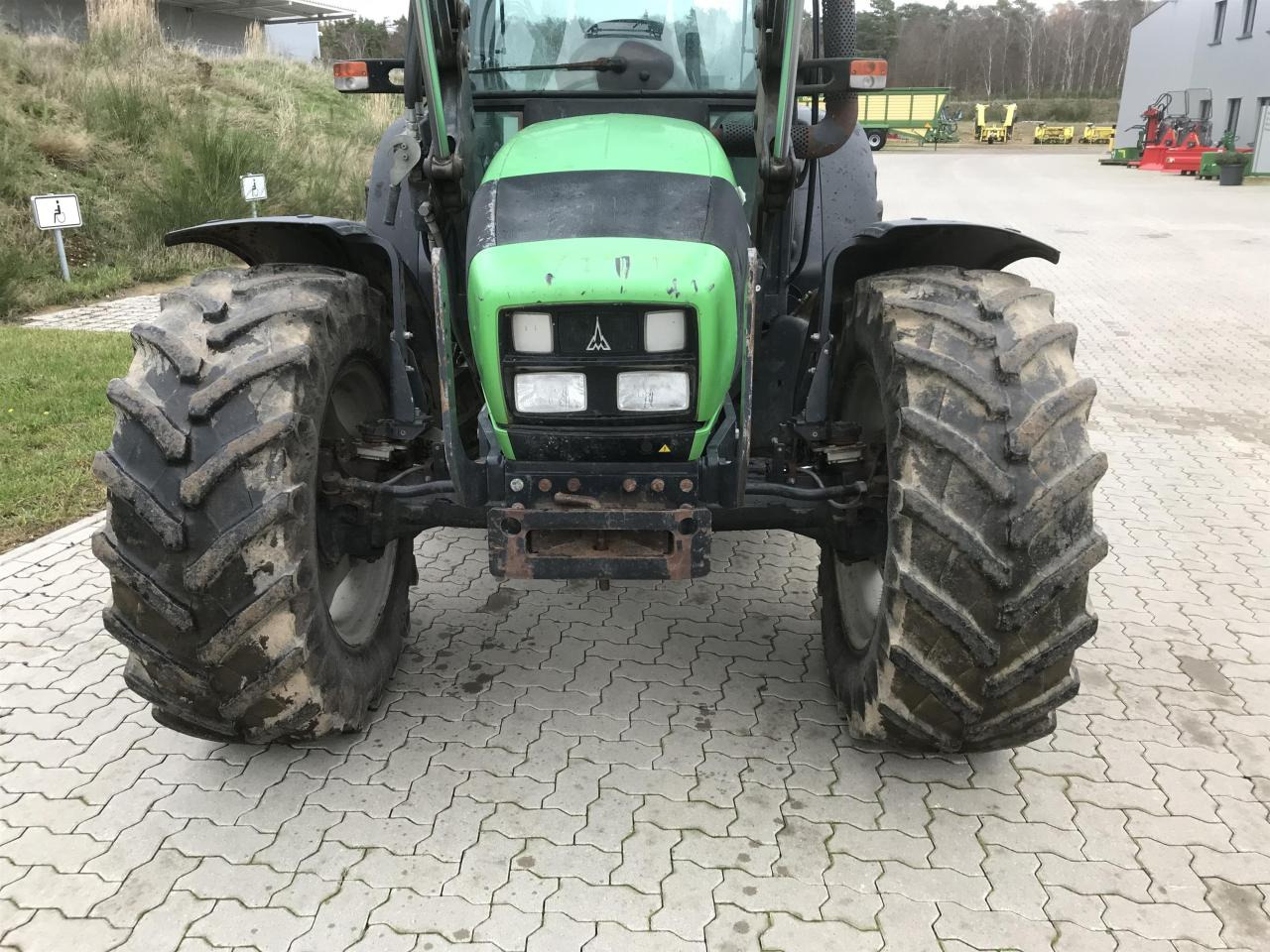 Deutz-Fahr Agrofarm 420 - Traktorius: foto 5 Deutz-Fahr Agrofarm 420 - Traktorius: foto 5