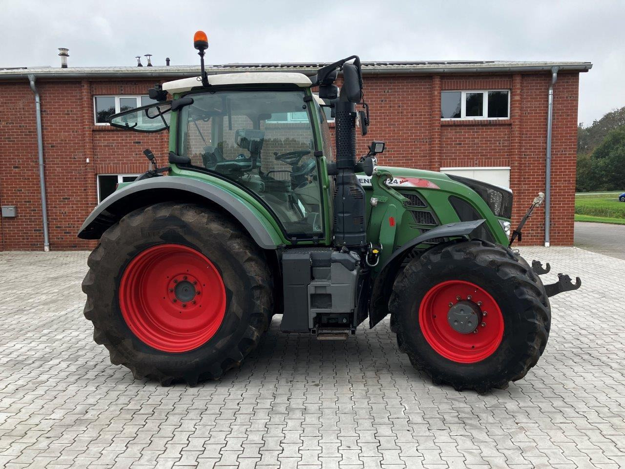 Fendt 716 Vario Profi Plus - Traktorius: foto 3 Fendt 716 Vario Profi Plus - Traktorius: foto 3
