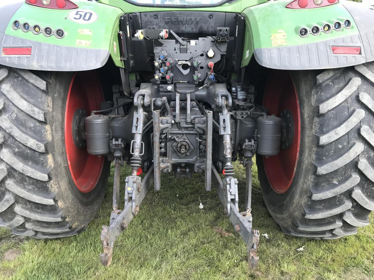 Traktorius Fendt 724 Vario: foto 6