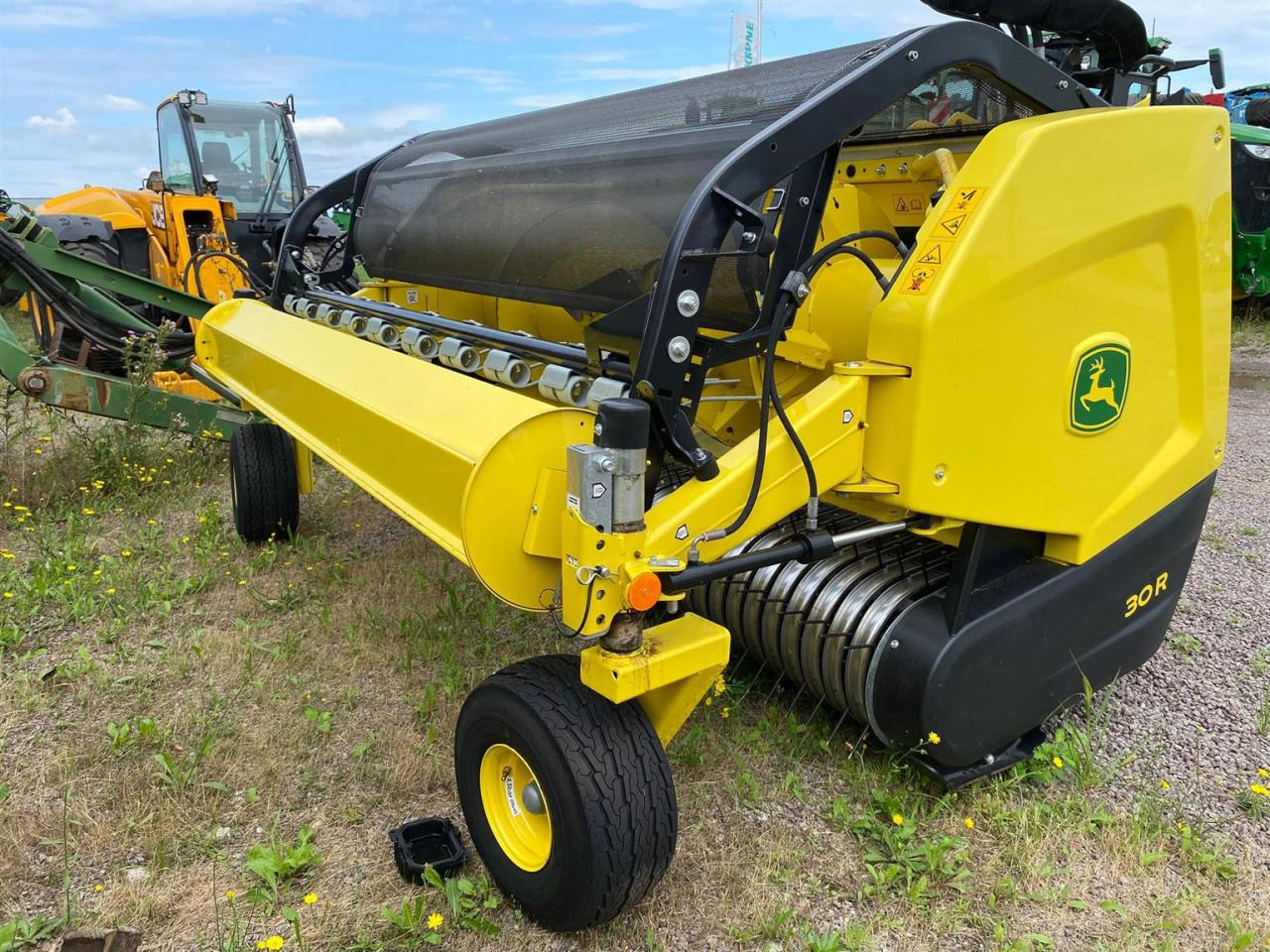 John Deere 30R - Įranga už pašarų kombainai: foto 1 John Deere 30R - Įranga už pašarų kombainai: foto 1