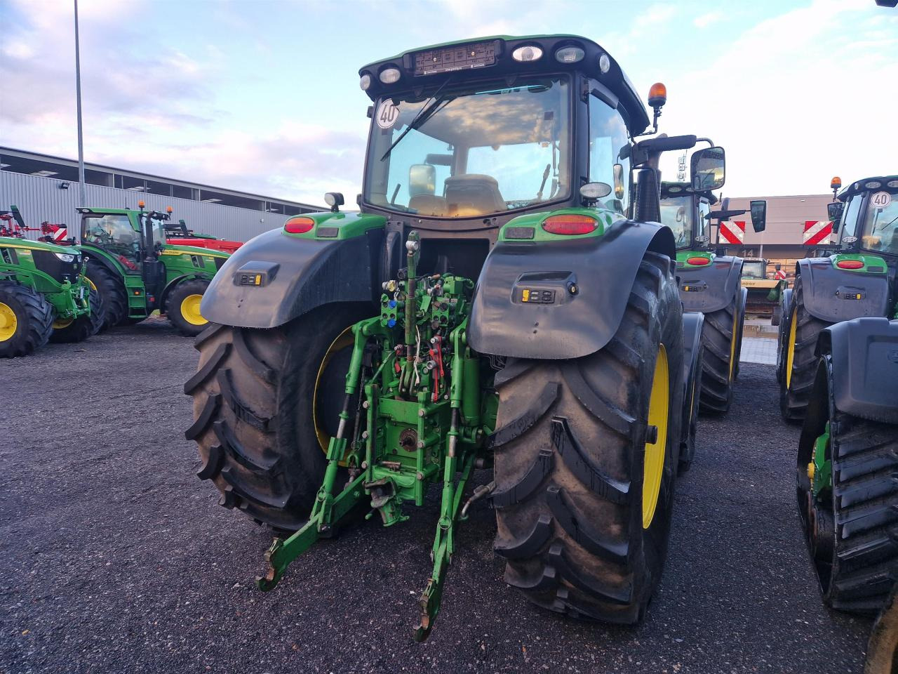 John Deere 6170R - Traktorius: foto 2 John Deere 6170R - Traktorius: foto 2