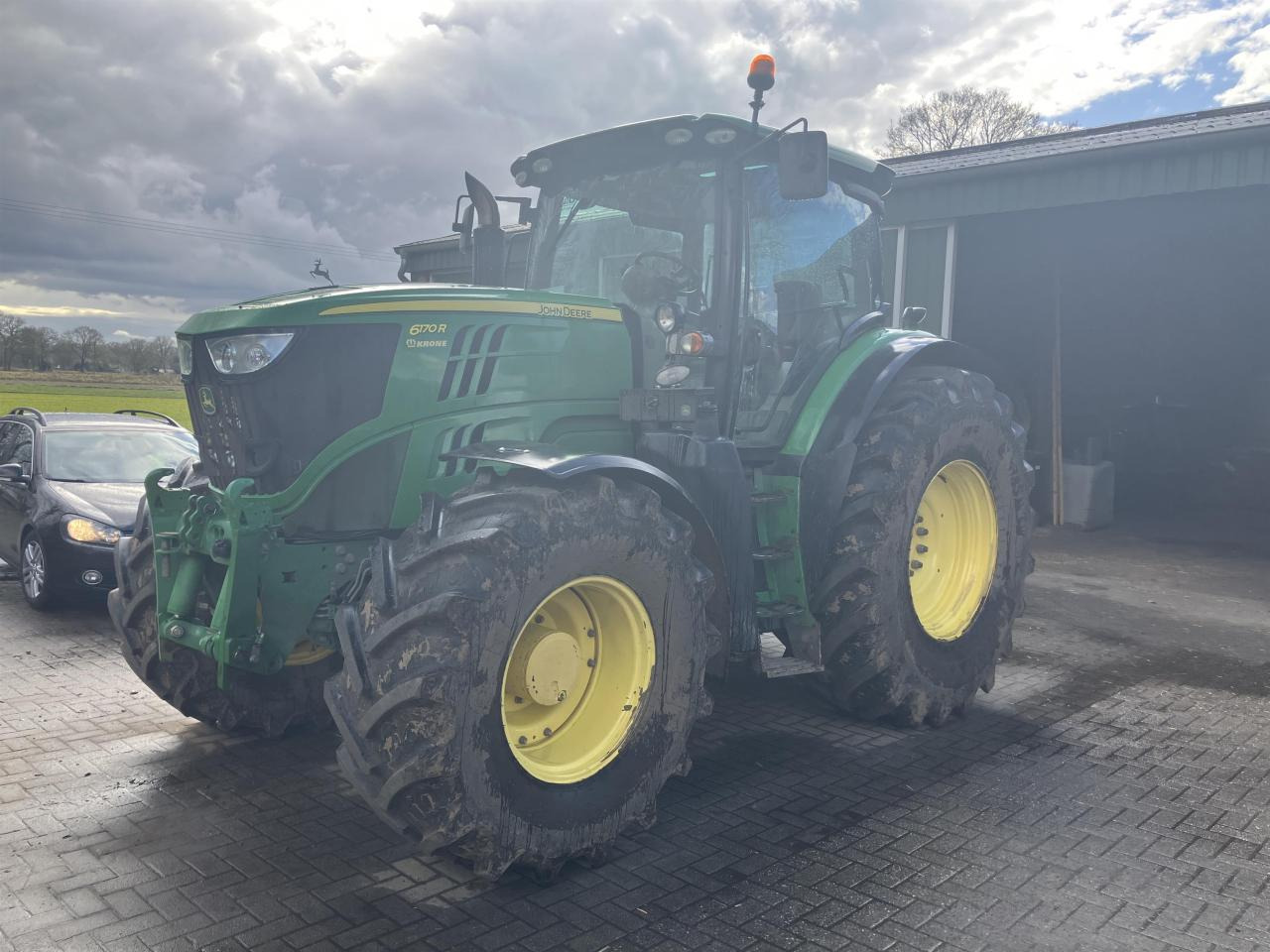 John Deere 6170R - Traktorius: foto 4 John Deere 6170R - Traktorius: foto 4