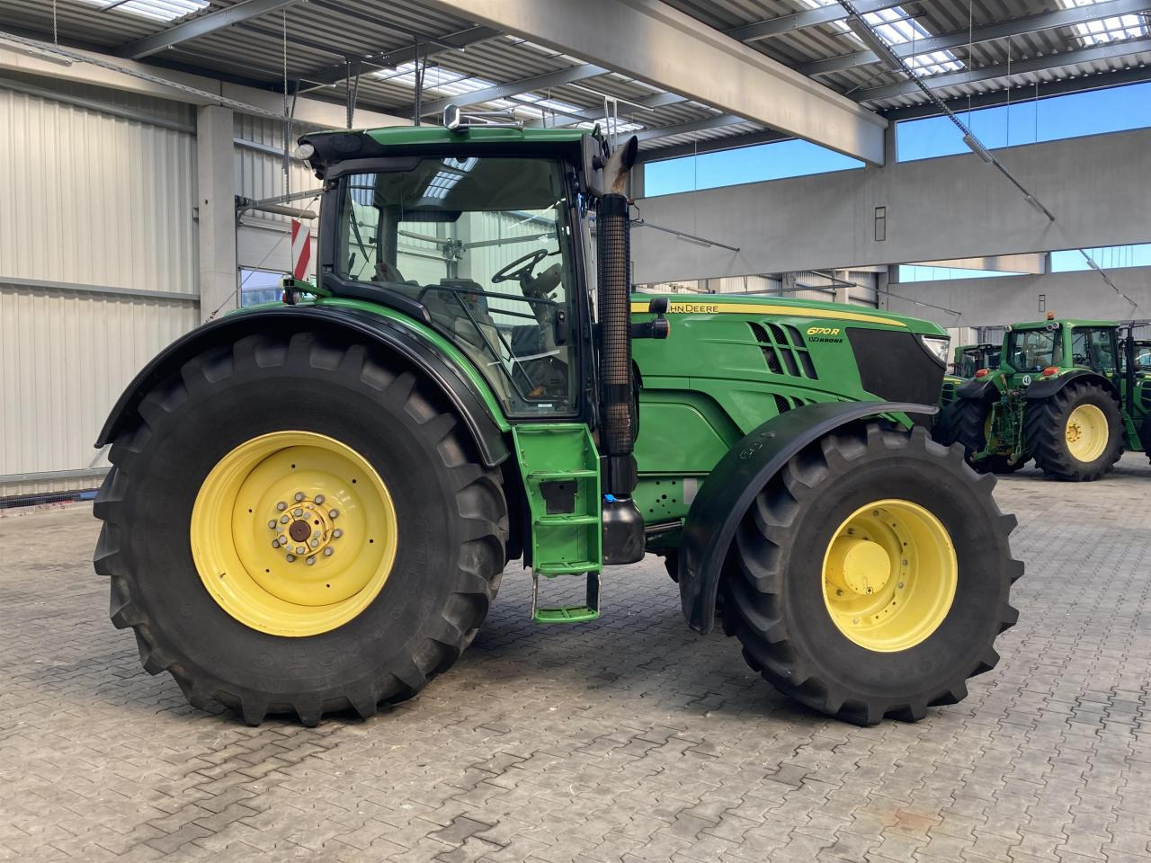 John Deere 6170R - Traktorius: foto 5 John Deere 6170R - Traktorius: foto 5