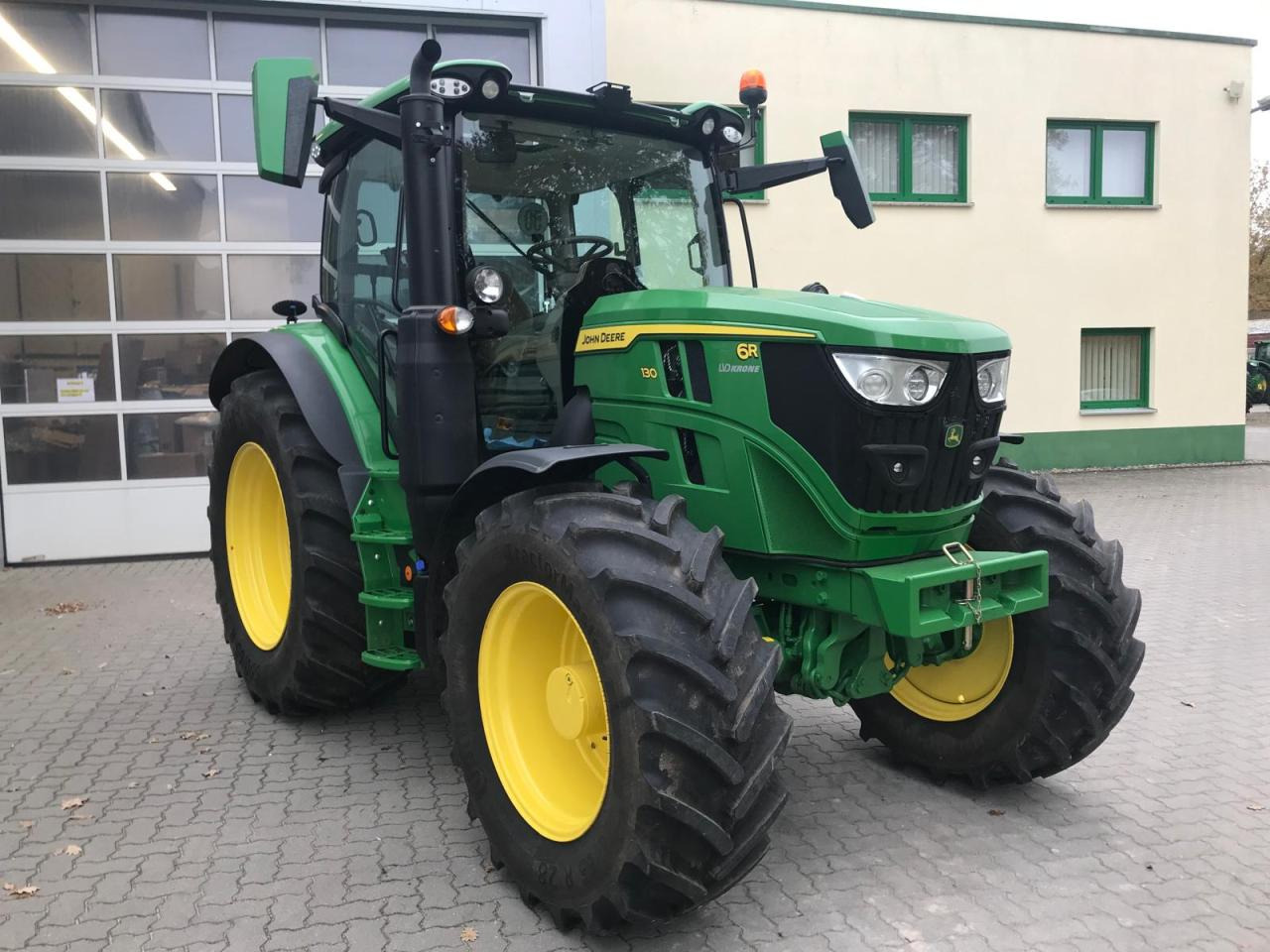 John Deere 6R 130 - Traktorius: foto 3 John Deere 6R 130 - Traktorius: foto 3