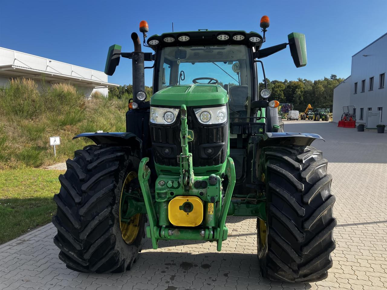 John Deere 6R 185 - Traktorius: foto 3 John Deere 6R 185 - Traktorius: foto 3