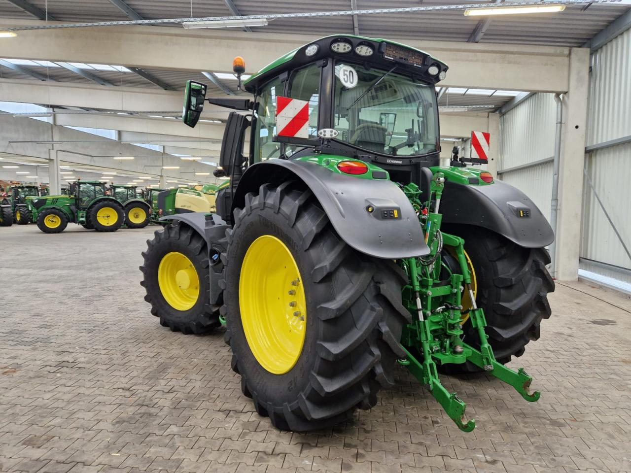 John Deere 6R 250 - Traktorius: foto 3 John Deere 6R 250 - Traktorius: foto 3