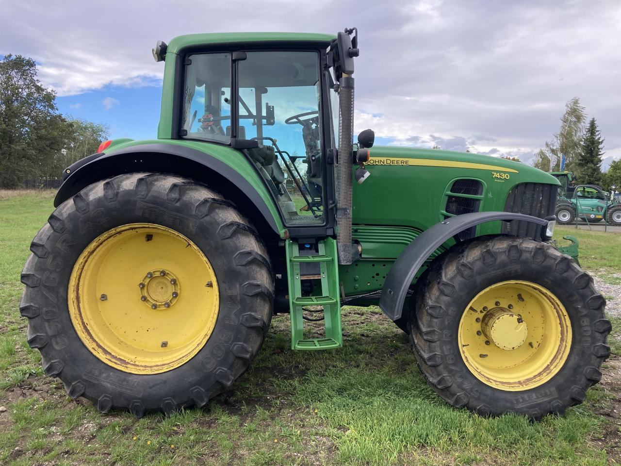 John Deere 7430 - Traktorius: foto 4 John Deere 7430 - Traktorius: foto 4