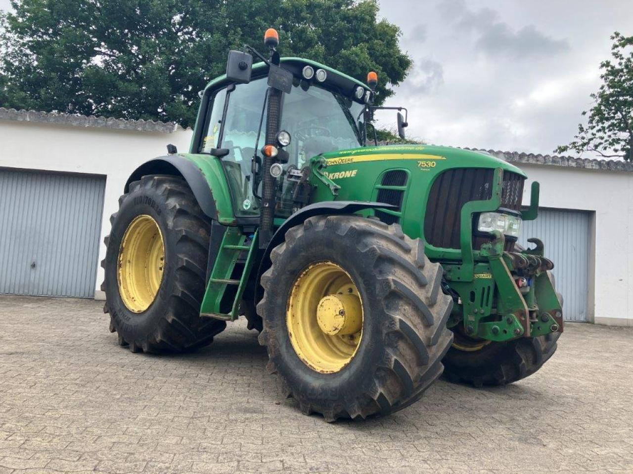 John Deere 7530 PREMIUM - Traktorius: foto 3 John Deere 7530 PREMIUM - Traktorius: foto 3