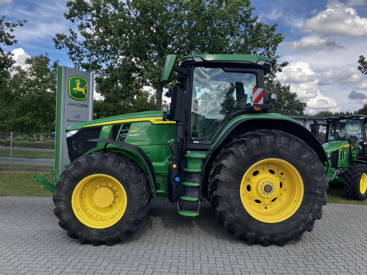 John Deere 7R 290 (MY21) - Traktorius: foto 1 John Deere 7R 290 (MY21) - Traktorius: foto 1