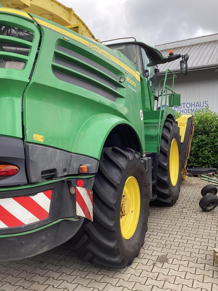 John Deere 8300 - Pašarų kombainas: foto 4 John Deere 8300 - Pašarų kombainas: foto 4