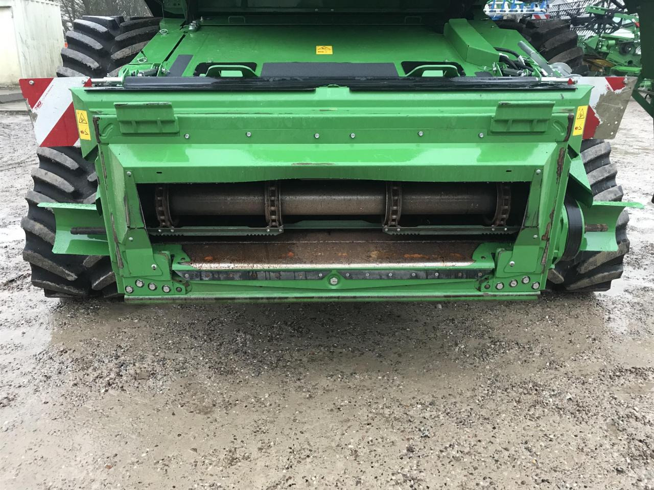 John Deere T670 - Derliaus nuėmimo kombainas: foto 4 John Deere T670 - Derliaus nuėmimo kombainas: foto 4
