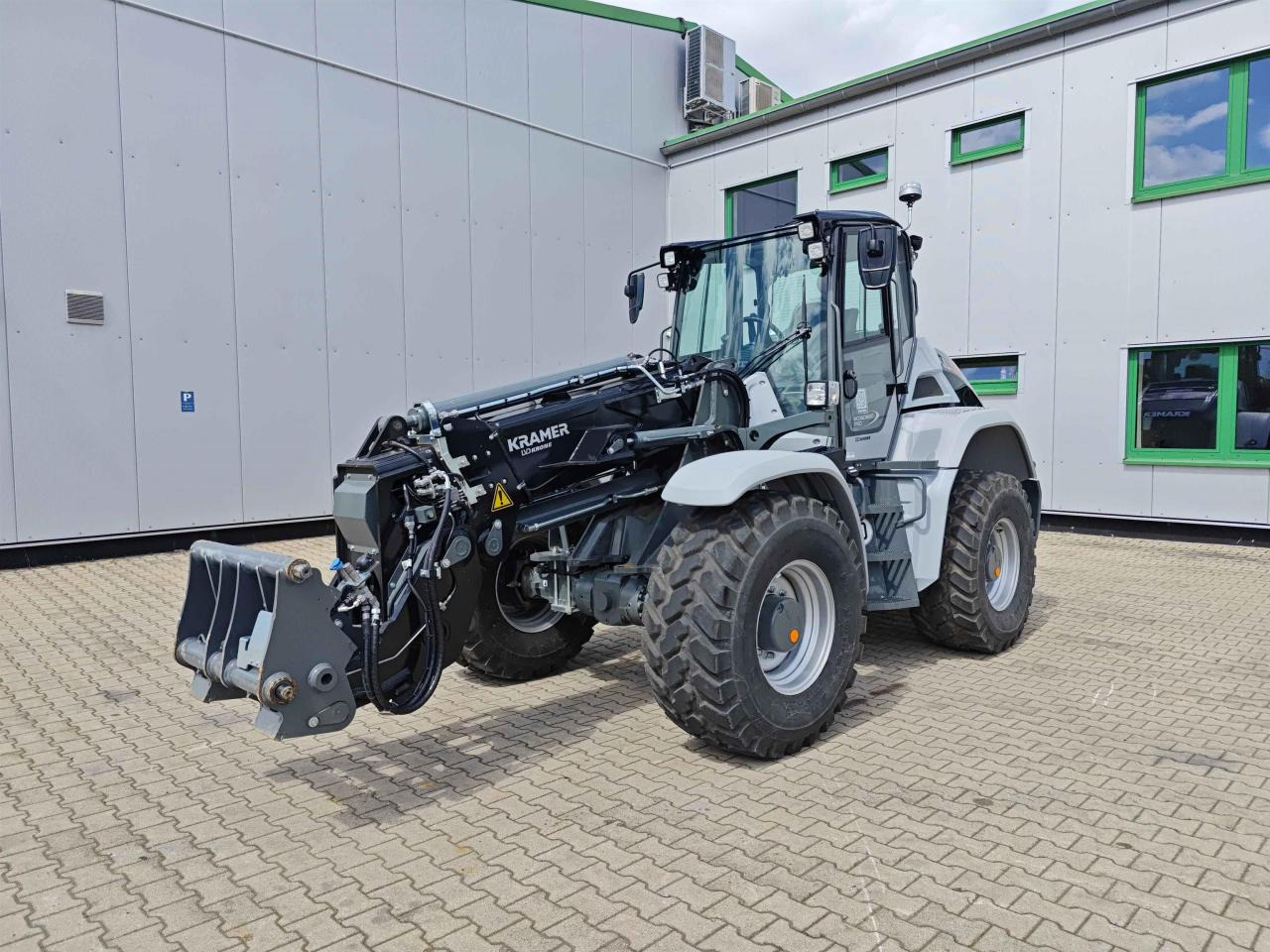 Kramer KL55.8T - Teleskopinis krautuvas: foto 1 Kramer KL55.8T - Teleskopinis krautuvas: foto 1