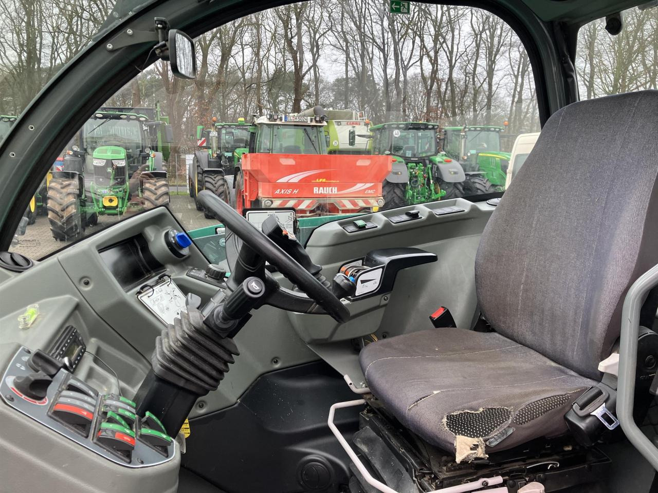 Kramer KT557 - Teleskopinis krautuvas: foto 4 Kramer KT557 - Teleskopinis krautuvas: foto 4