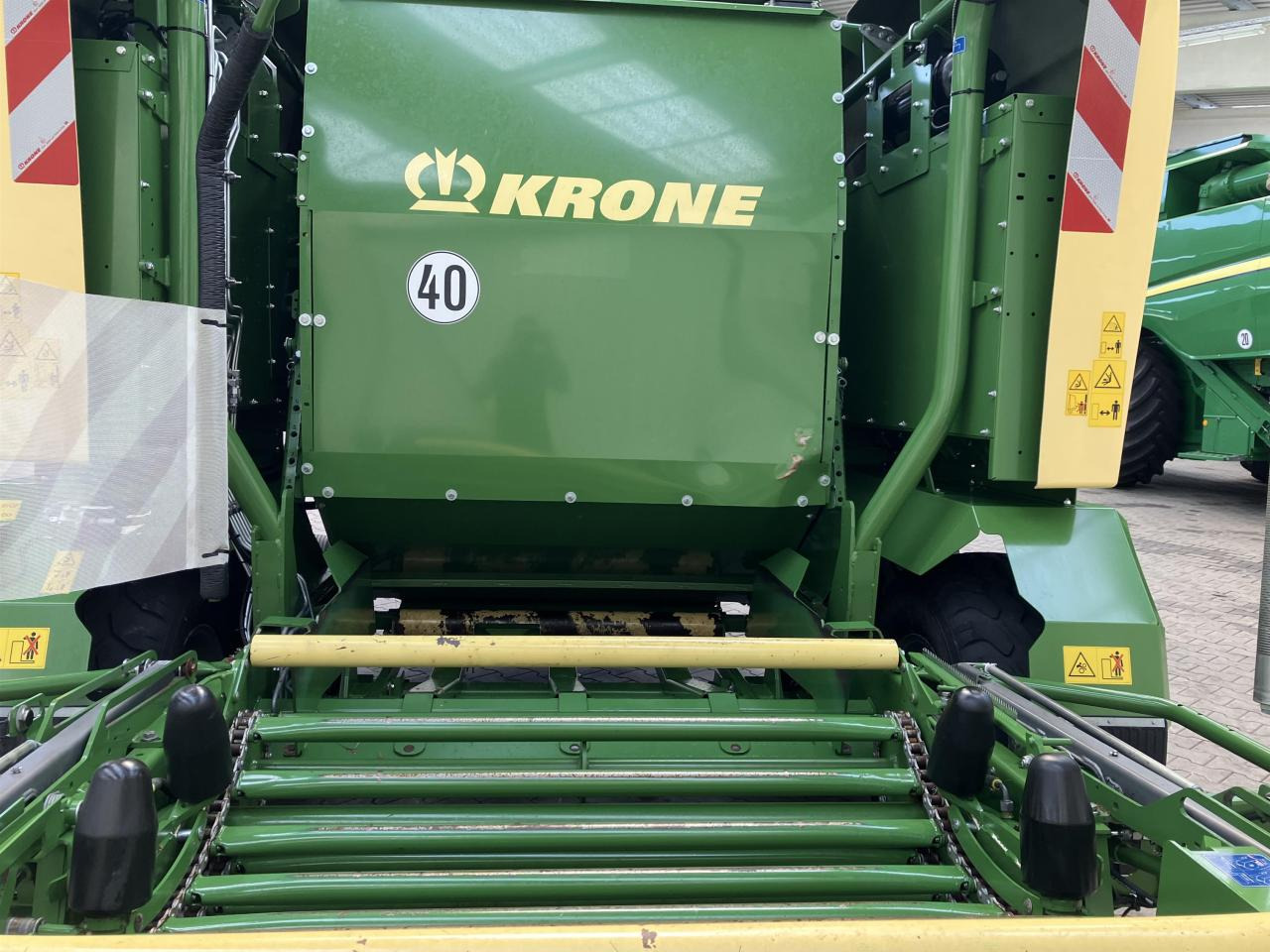 Krone CF 155 XC Comprima - Ruloninis presas: foto 4 Krone CF 155 XC Comprima - Ruloninis presas: foto 4