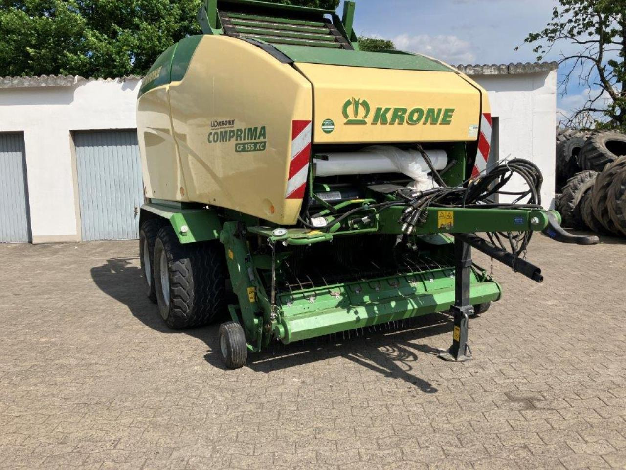 Krone CF 155 XC Comprima - Ruloninis presas: foto 3 Krone CF 155 XC Comprima - Ruloninis presas: foto 3