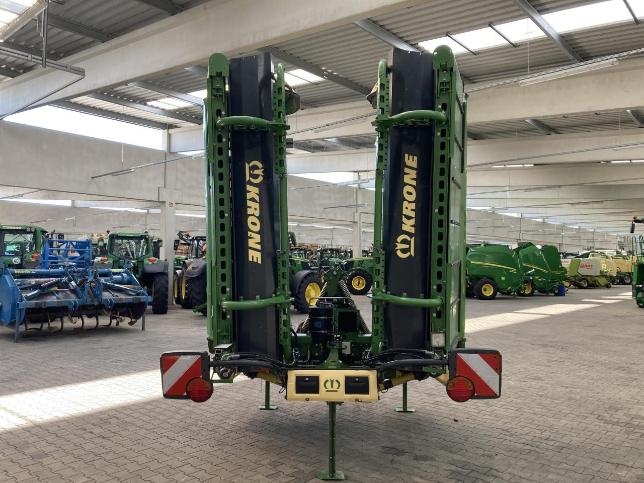 Krone EC B 870 CV Collect - Šienapjovė: foto 4 Krone EC B 870 CV Collect - Šienapjovė: foto 4
