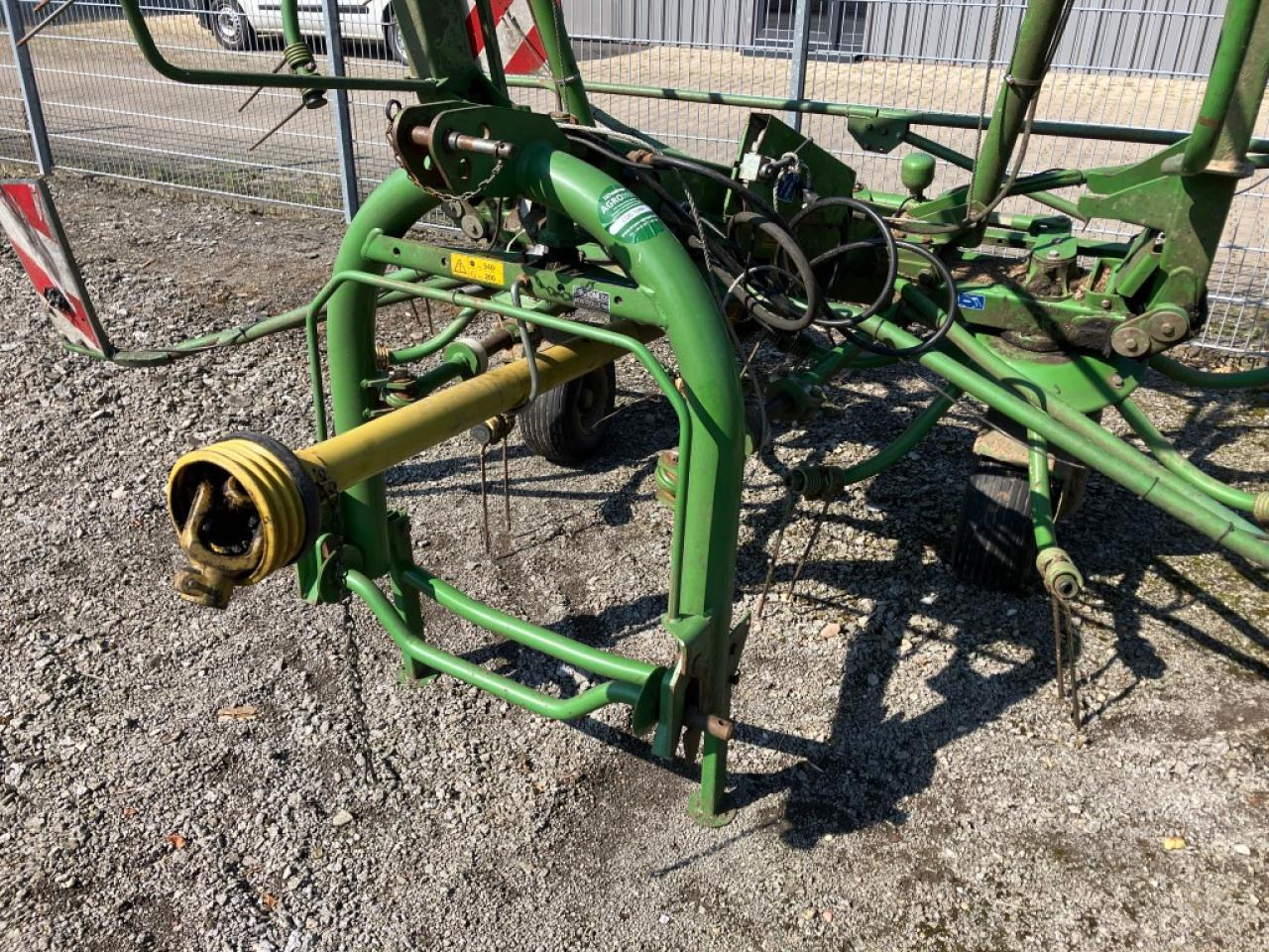 Krone KW7.70/6x7 - Šieno grėblys/ Vartytuvas: foto 2 Krone KW7.70/6x7 - Šieno grėblys/ Vartytuvas: foto 2