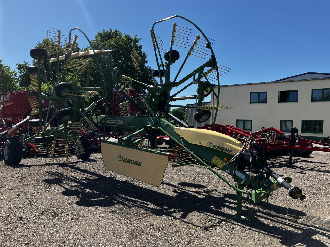 Krone Swadro TS 740 Twin - Šieno grėblys/ Vartytuvas: foto 2 Krone Swadro TS 740 Twin - Šieno grėblys/ Vartytuvas: foto 2