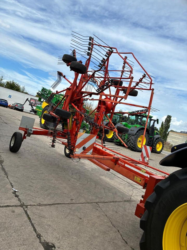 Kuhn GA 7301 - Šieno grėblys/ Vartytuvas: foto 1 Kuhn GA 7301 - Šieno grėblys/ Vartytuvas: foto 1