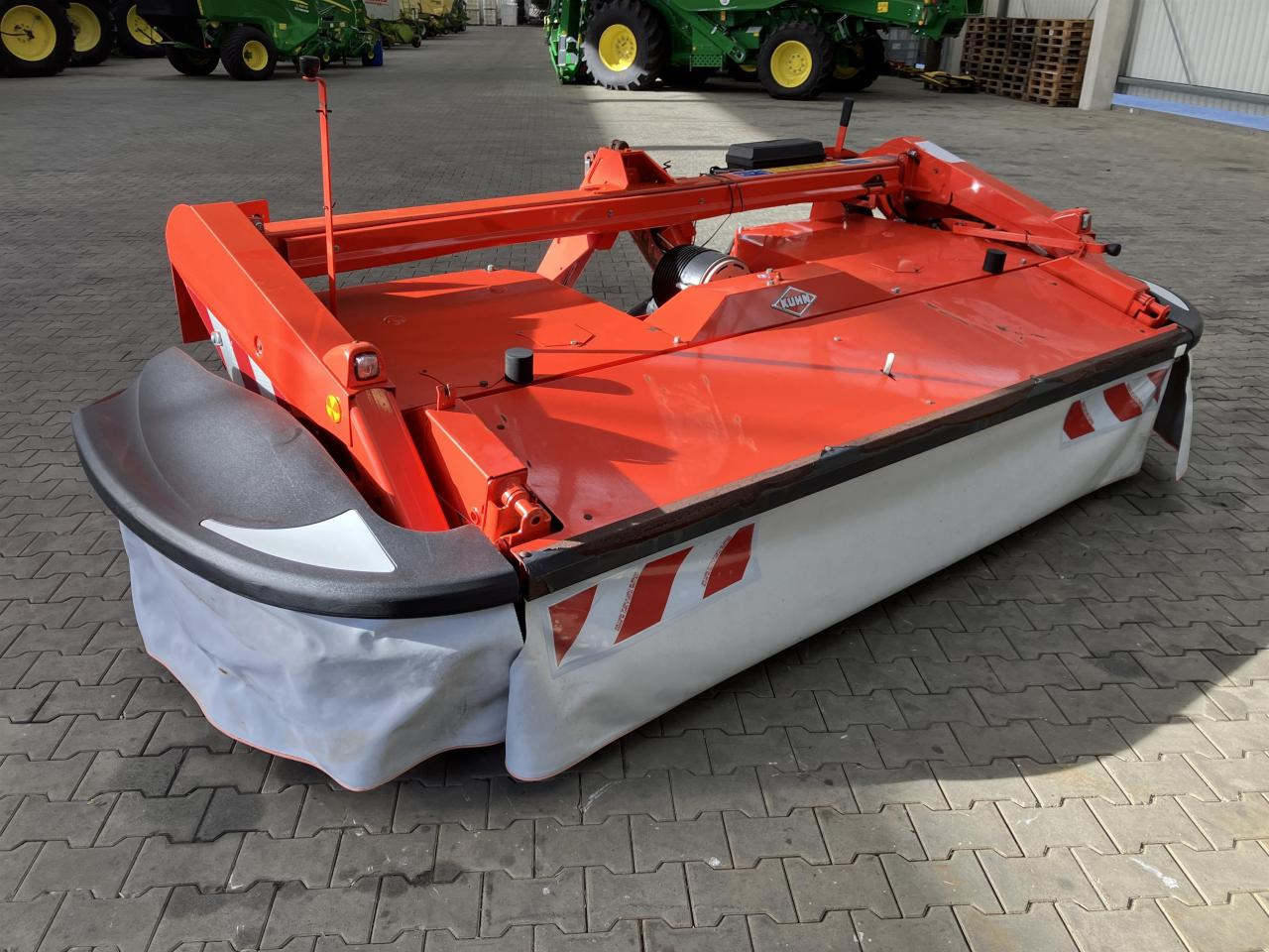 Kuhn GMD 310 F-FF - Šienapjovė: foto 1 Kuhn GMD 310 F-FF - Šienapjovė: foto 1