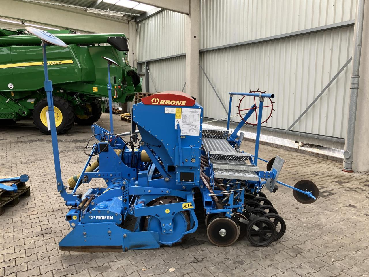 Lemken Saphir 7-300 DS 125 - Sėjamoji: foto 5 Lemken Saphir 7-300 DS 125 - Sėjamoji: foto 5