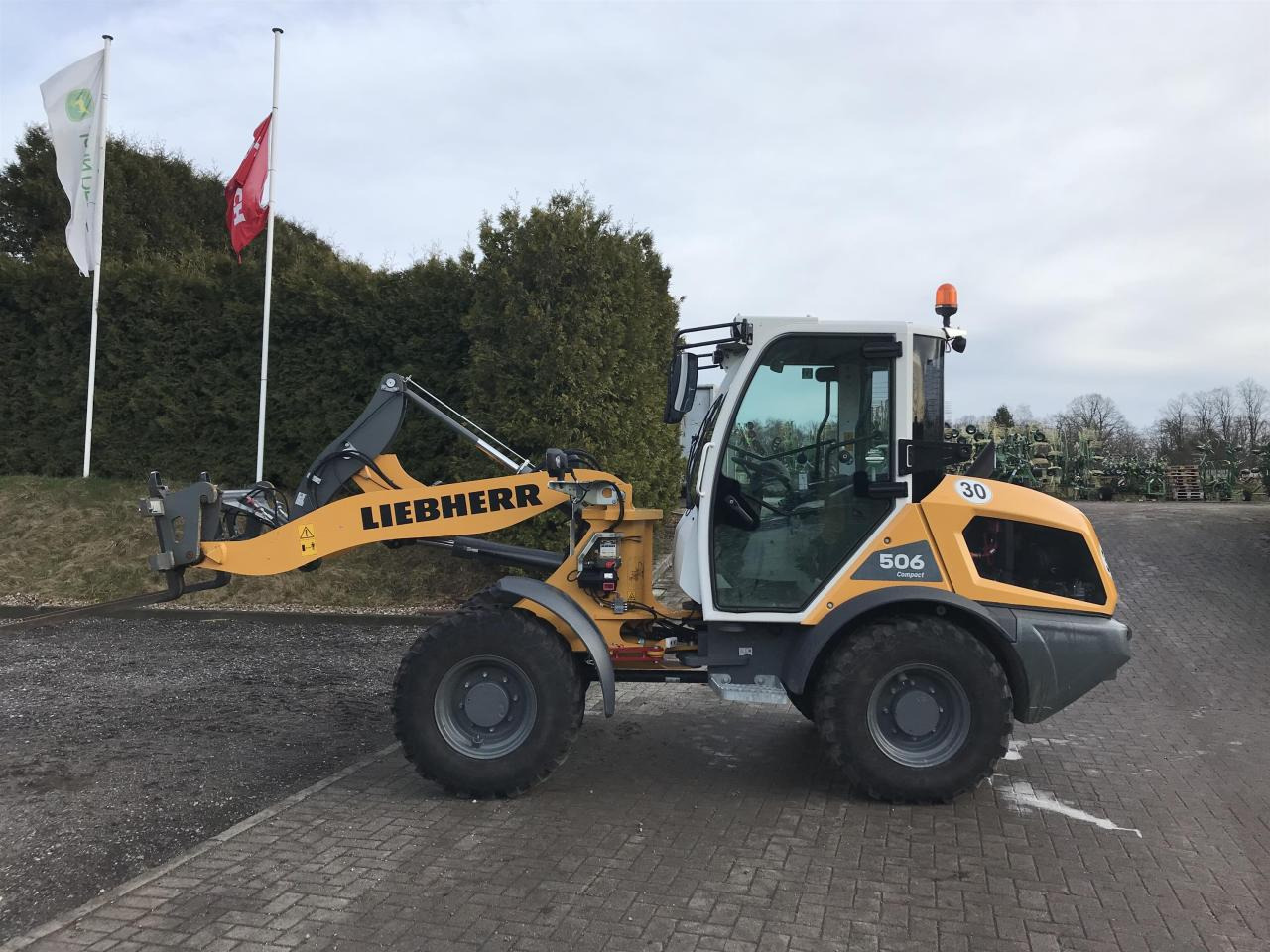 Liebherr 506 Compact - Ratinis krautuvas: foto 1 Liebherr 506 Compact - Ratinis krautuvas: foto 1